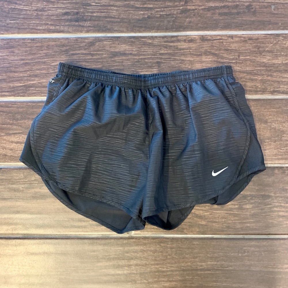 Nike shorts black size large NWOT
